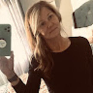 Meet your Posher, Carrie